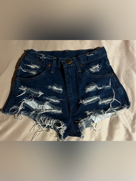 Wrangler Pants - Wrangler Navy Blue Denim “Booty shorts” 💋